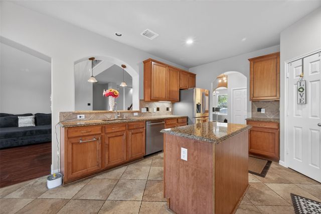 394 Dover Lane, League City, TX 77573