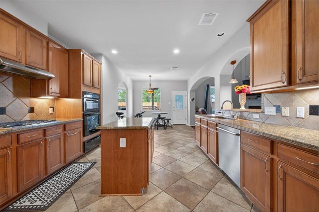 394 Dover Lane, League City, TX 77573