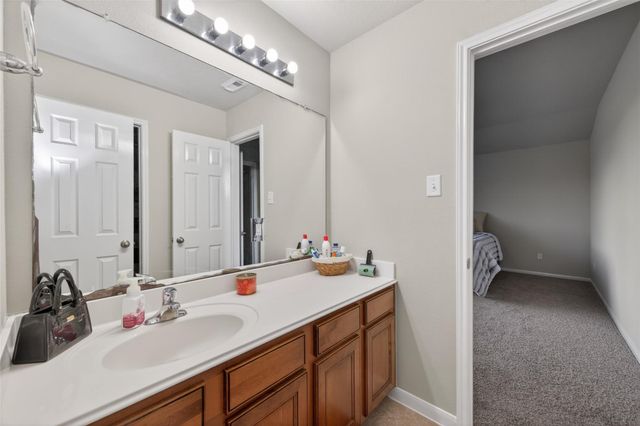 394 Dover Lane, League City, TX 77573