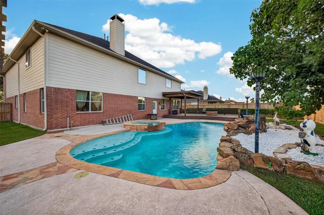 394 Dover Lane, League City, TX 77573