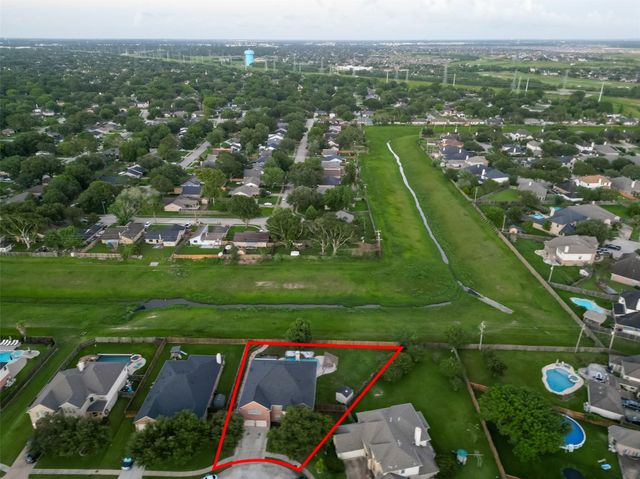394 Dover Lane, League City, TX 77573