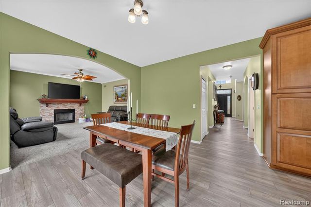 50414 Greycoat Lane, Macomb, MI 48044
