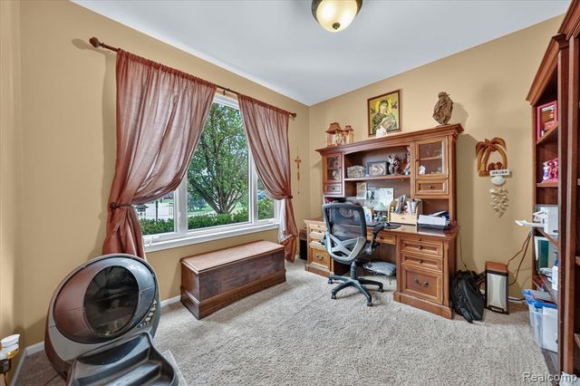 50414 Greycoat Lane, Macomb, MI 48044