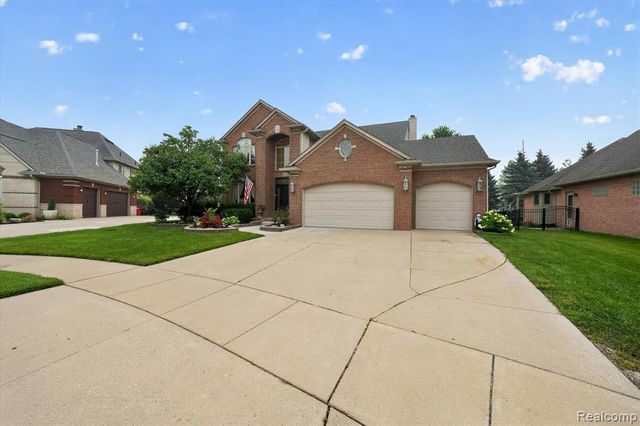50414 Greycoat Lane, Macomb, MI 48044
