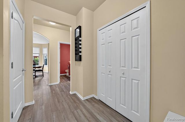 50414 Greycoat Lane, Macomb, MI 48044