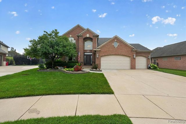 50414 Greycoat Lane, Macomb, MI 48044