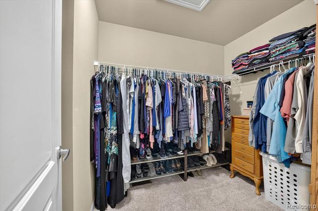 50414 Greycoat Lane, Macomb, MI 48044