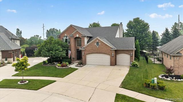 50414 Greycoat Lane, Macomb, MI 48044