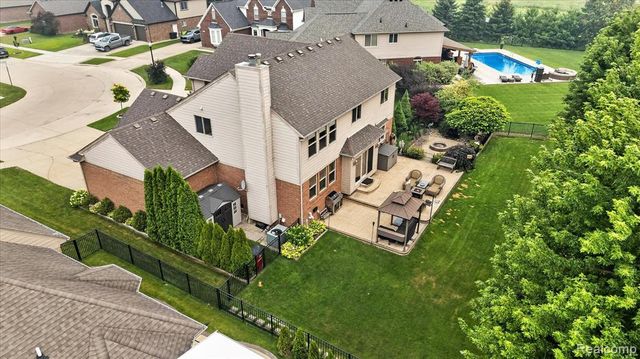 50414 Greycoat Lane, Macomb, MI 48044