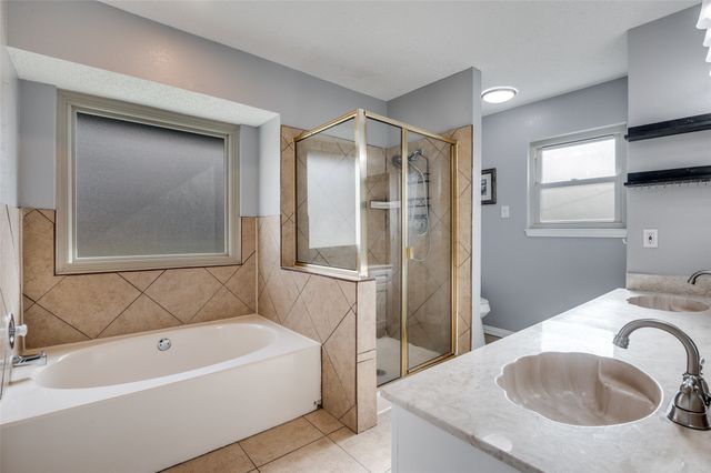 1017 Meadow Creek Drive, Lancaster, TX 75146