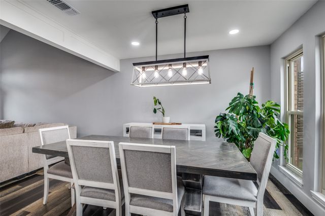 1017 Meadow Creek Drive, Lancaster, TX 75146