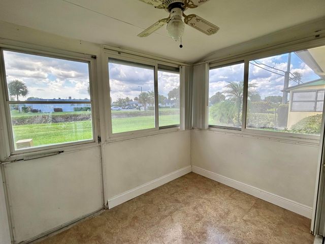 2895 CROSLEY Drive W C, West Palm Beach, FL 33415