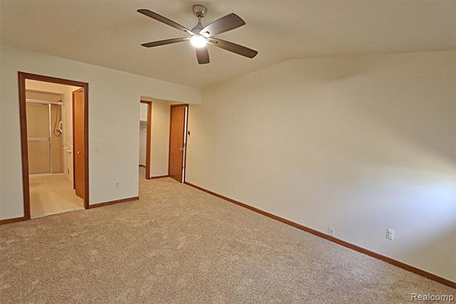 35132 Meadow Lane 37, Farmington Hills, MI 48335