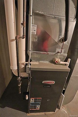 35132 Meadow Lane 37, Farmington Hills, MI 48335