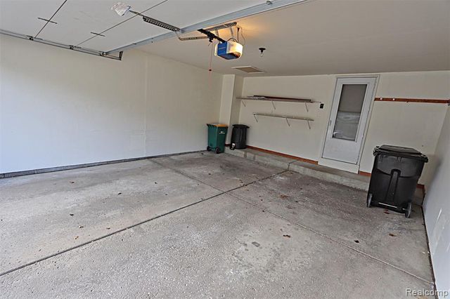 35132 Meadow Lane 37, Farmington Hills, MI 48335