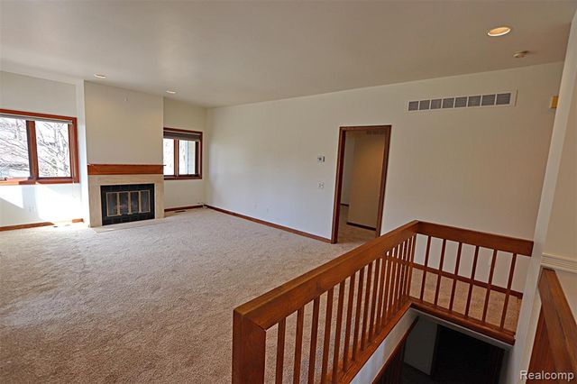 35132 Meadow Lane 37, Farmington Hills, MI 48335