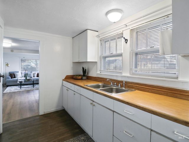 71 N Yale Street, Nampa, ID 83651