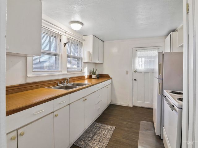 71 N Yale Street, Nampa, ID 83651