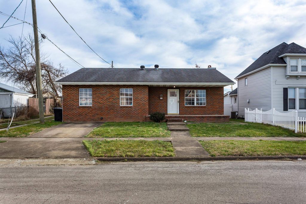 214 15th Street, Kenova, WV 25530