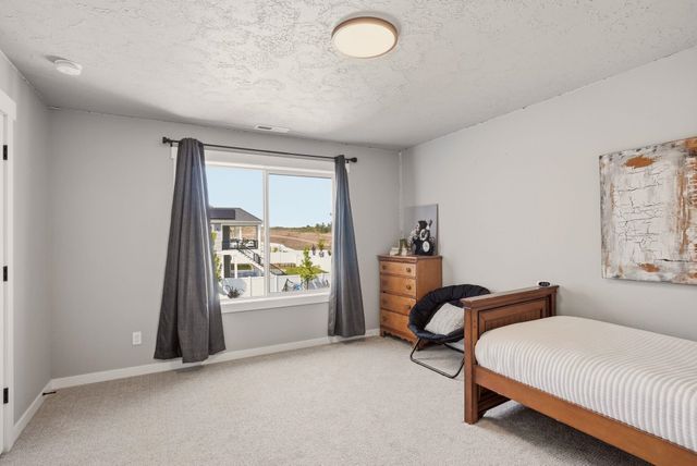 2640 S Summit Estates Dr, Greenacres, WA 99016