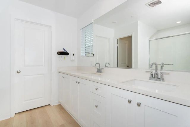 32576 Crystal Cove Court, Winchester, CA 92596