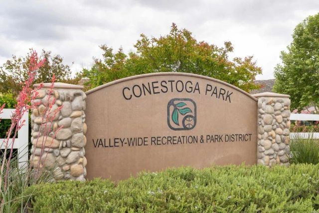 32576 Crystal Cove Court, Winchester, CA 92596