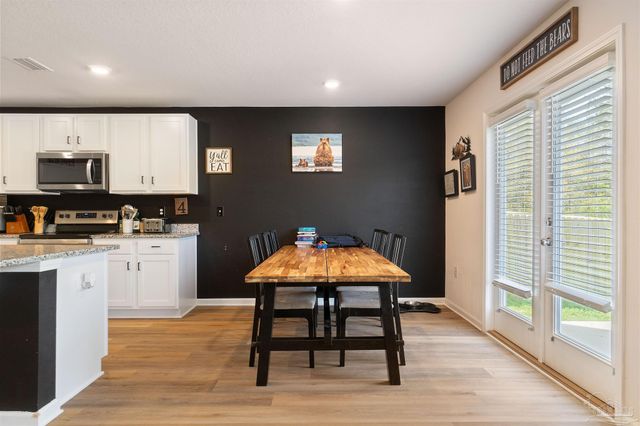 4135 Whitetail Ln, Pensacola, FL 32526