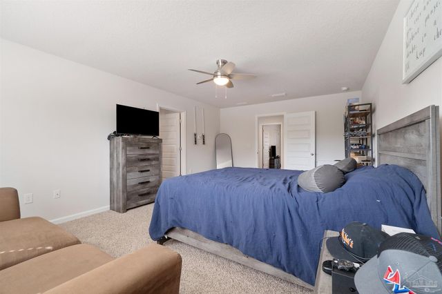 4135 Whitetail Ln, Pensacola, FL 32526