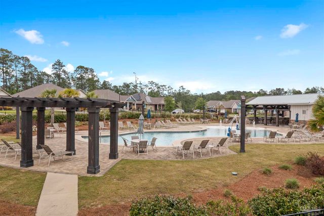 4135 Whitetail Ln, Pensacola, FL 32526