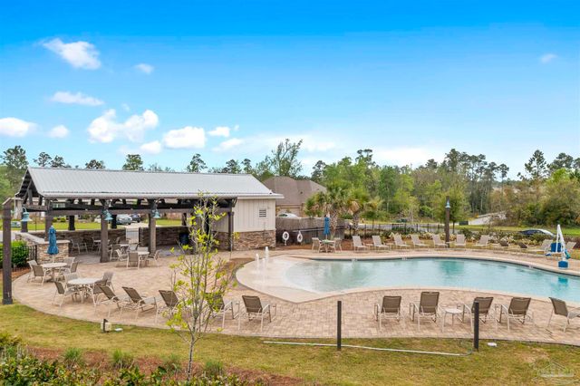 4135 Whitetail Ln, Pensacola, FL 32526