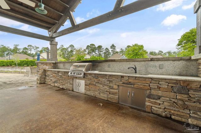 4135 Whitetail Ln, Pensacola, FL 32526