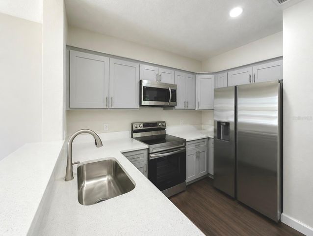 2540 NW 2 STREET 206, Ocala, FL 34475