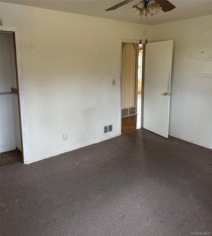 724 Locksley Road, Yorktown Heights, NY 10598