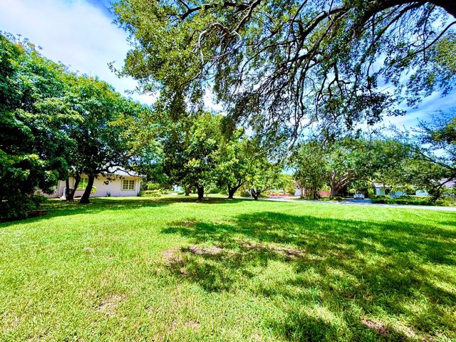 7940 SW 166TH Street, Palmetto Bay, FL 33157