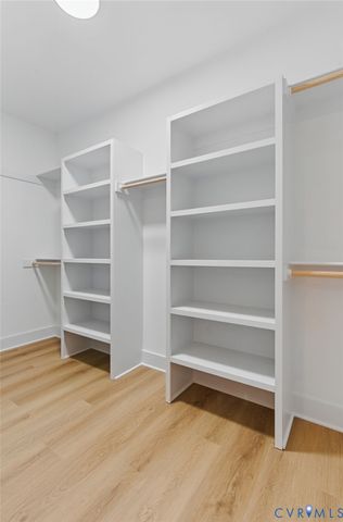 195 Promise Ln, Bumpass, VA 23024