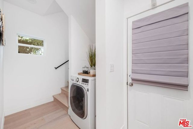 157 Hart Avenue, Santa Monica, CA 90405