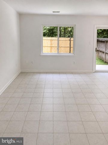 1224 THOMAS JEFFERSON PL, Fredericksburg, VA 22405