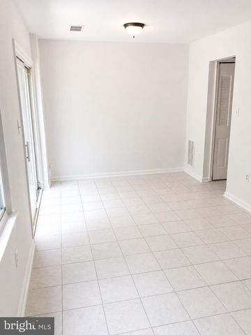 1224 THOMAS JEFFERSON PL, Fredericksburg, VA 22405