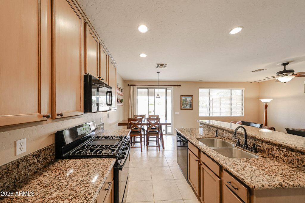 Image 10 of property listing at 14658 W AMELIA Avenue, Goodyear, AZ 85395