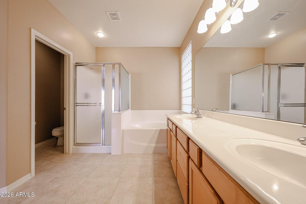 Image 14 of property listing at 14658 W AMELIA Avenue, Goodyear, AZ 85395