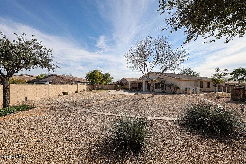 Image 30 of property listing at 14658 W AMELIA Avenue, Goodyear, AZ 85395