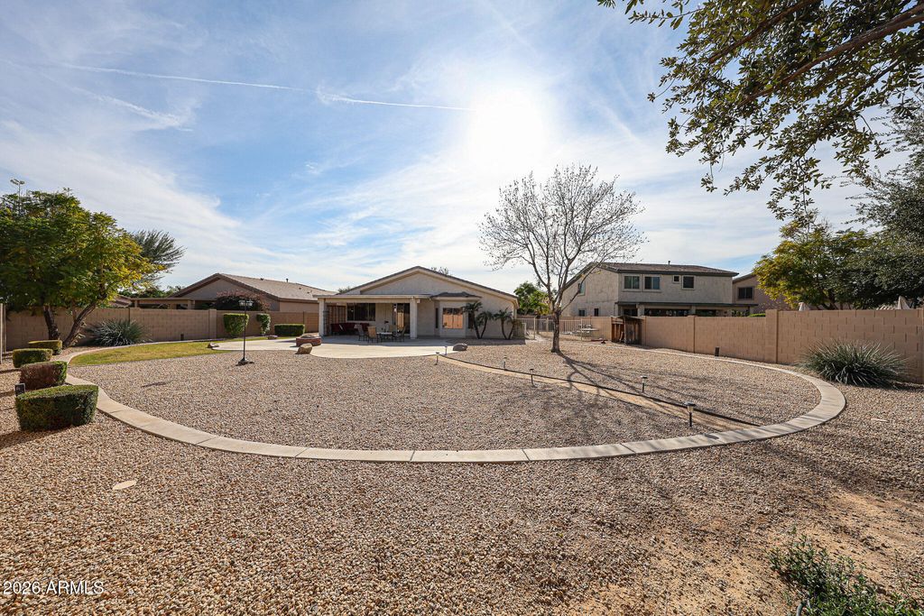 Image 32 of property listing at 14658 W AMELIA Avenue, Goodyear, AZ 85395