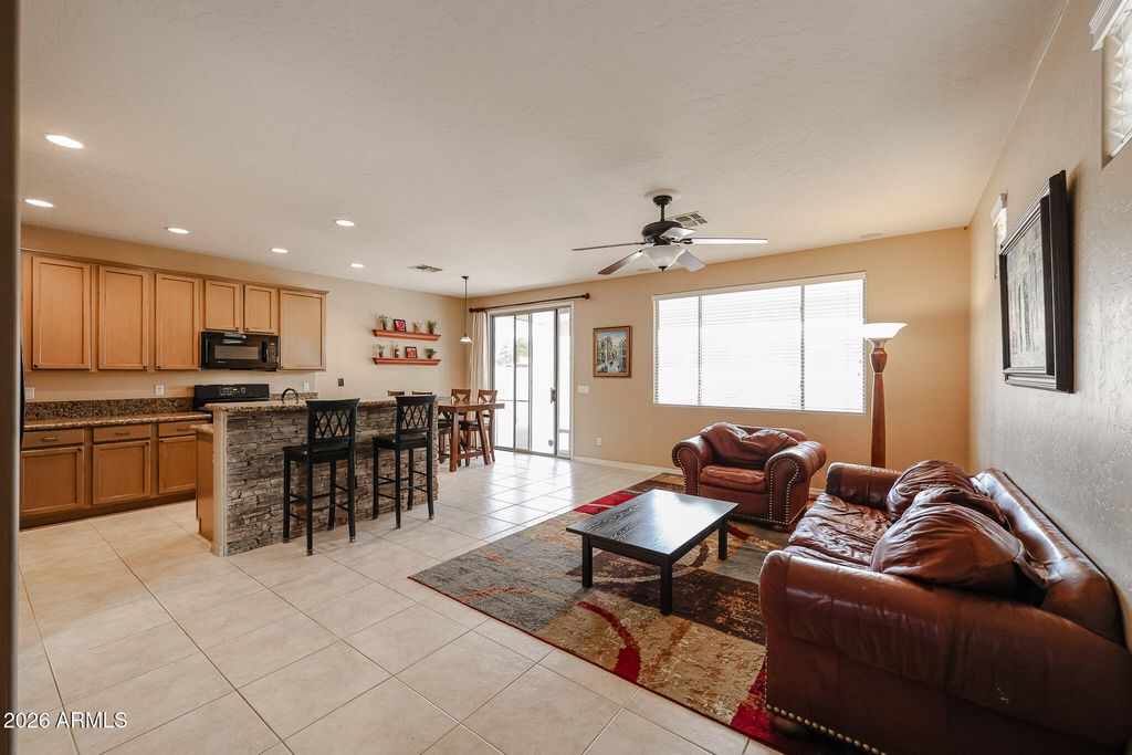 Image 6 of property listing at 14658 W AMELIA Avenue, Goodyear, AZ 85395
