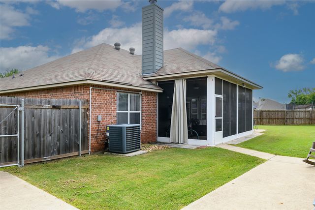 110 Savannah Place, Bossier City, LA 71112
