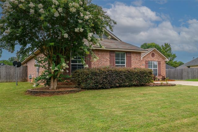 110 Savannah Place, Bossier City, LA 71112