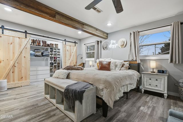 335 Fenway Drive, Pigeon Forge, TN 37863