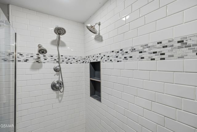 335 Fenway Drive, Pigeon Forge, TN 37863