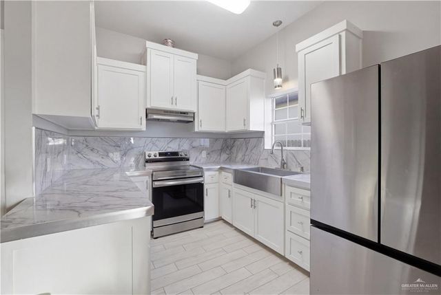 804 Hawk Street, Alamo, TX 78516