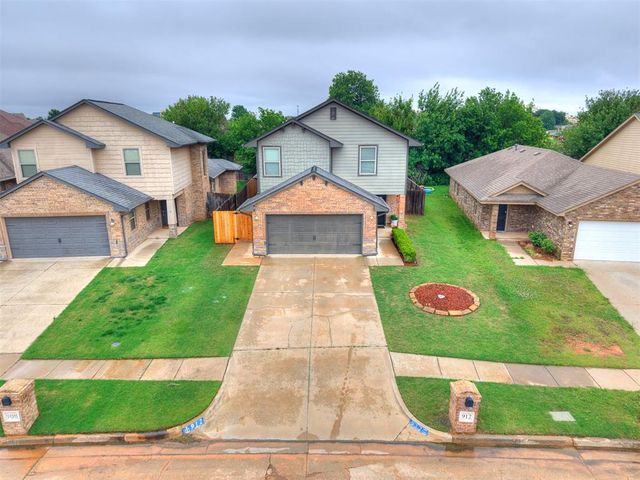 912 Saint Cecil, Moore, OK 73160