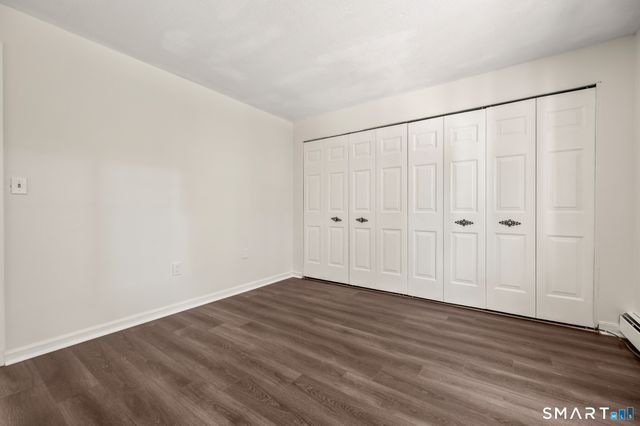 38 Rambling Brook Lane B6, Glastonbury, CT 06033